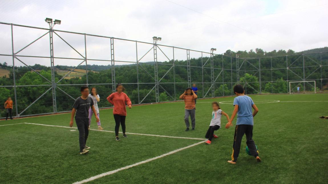 Okulumuz Öğrencileri Telafide Ben de Varım Projesi Kapsamında Spor Etkinliklerinde